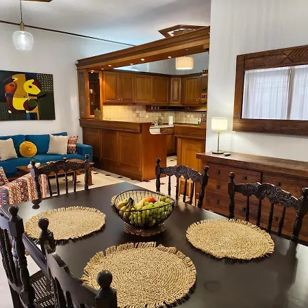 Tina's Aura House Апартаменты Farai